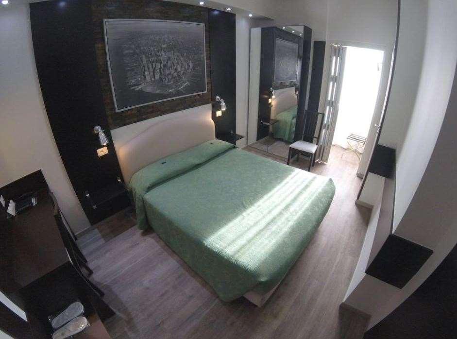 Hotel Perugino Μιλάνο Δωμάτιο φωτογραφία